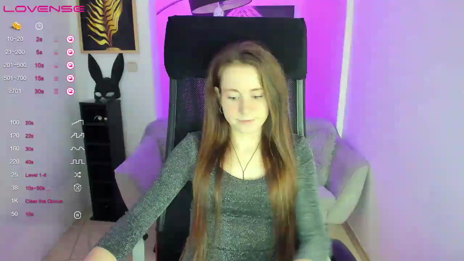 Gallery image thumbnail from Moonshinee's myfreecams stream on, 01/19/2025, 13:42 image 1 of 20
