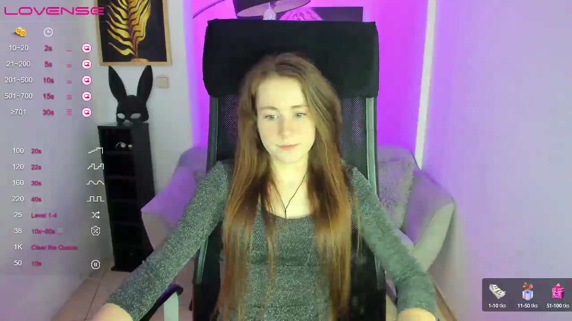 Gallery image thumbnail from Moonshinee's myfreecams stream on, 01/19/2025, 13:42 image 8 of 20