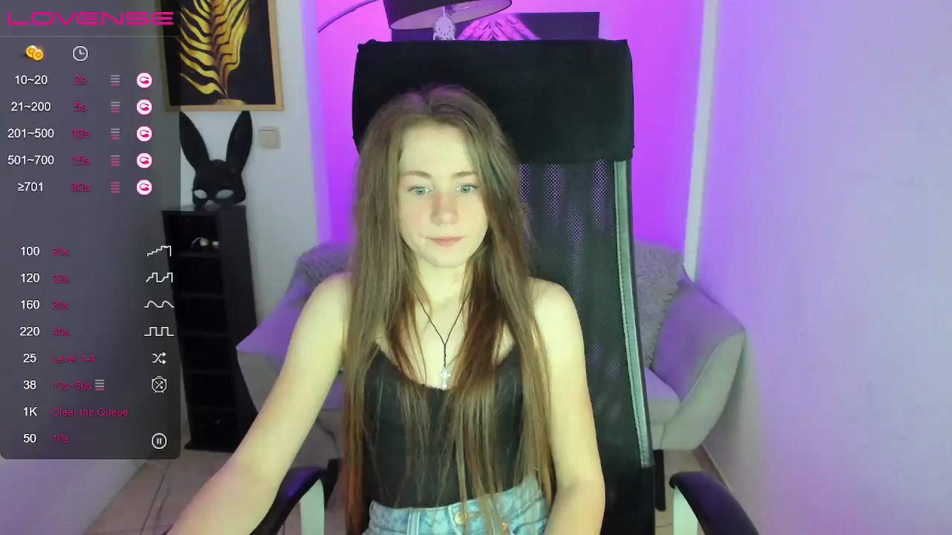 Gallery image thumbnail from Moonshinee's myfreecams stream on, 01/22/2025, 17:49 image 18 of 20
