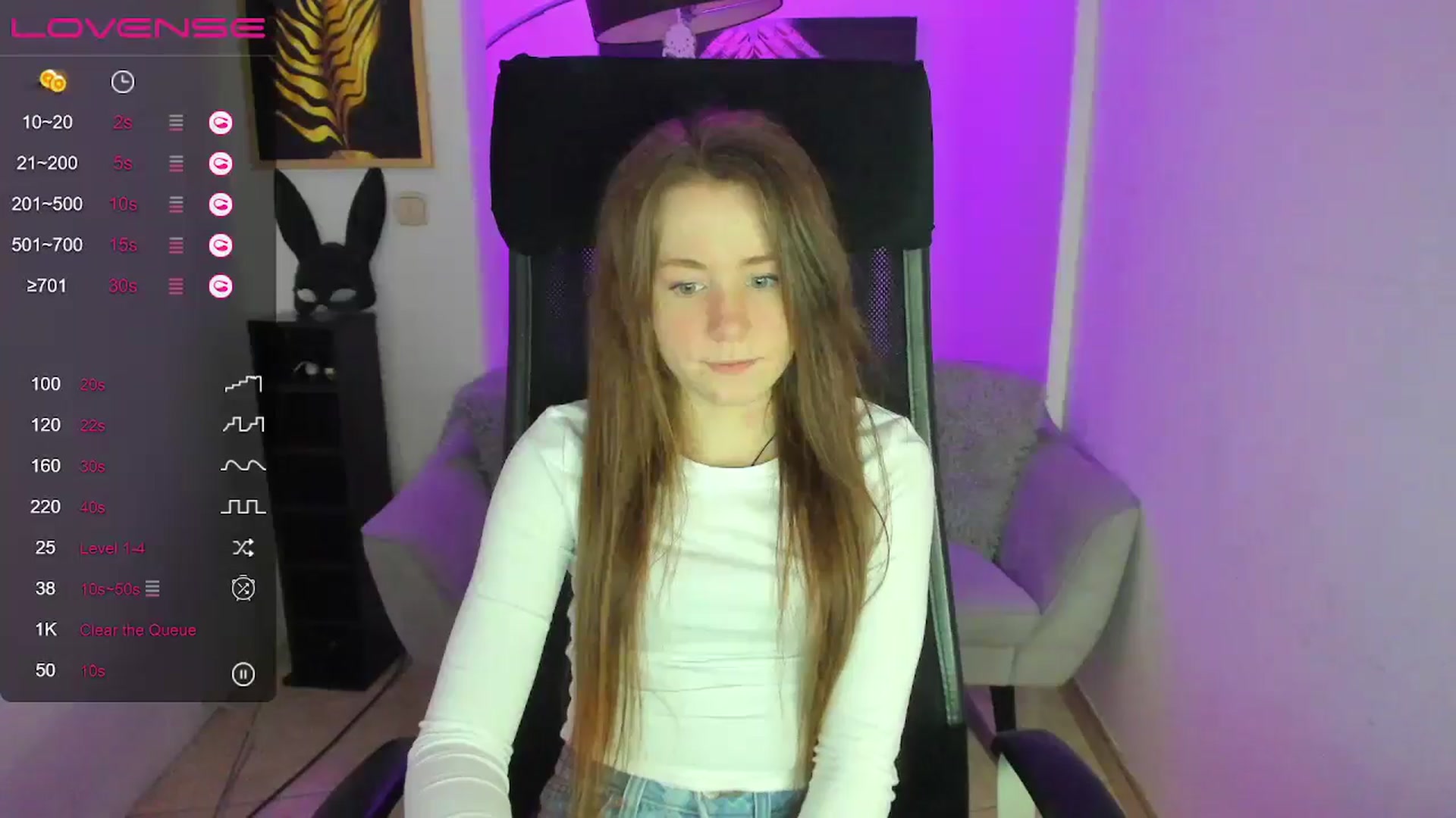Gallery image thumbnail from Moonshinee's myfreecams stream on, 01/22/2025, 17:49 image 3 of 20