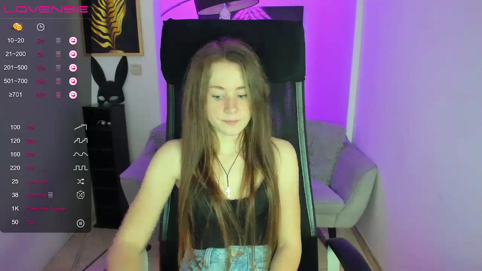 Gallery image thumbnail from Moonshinee's myfreecams stream on, 01/22/2025, 17:49 image 13 of 20