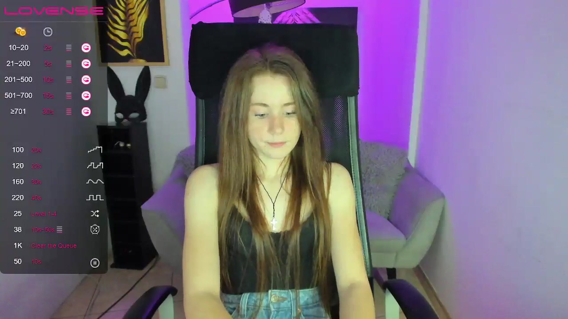 Gallery image thumbnail from Moonshinee's myfreecams stream on, 01/22/2025, 17:49 image 15 of 20