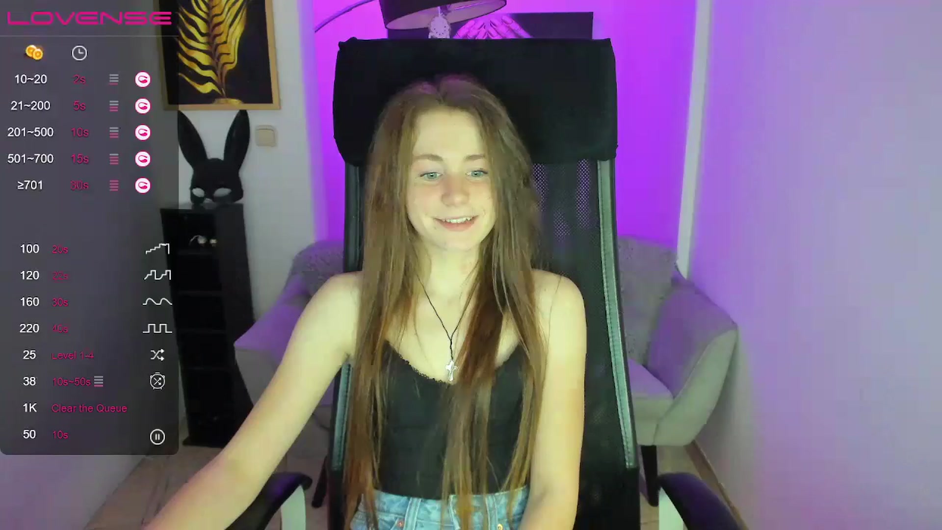 Gallery image thumbnail from Moonshinee's myfreecams stream on, 01/22/2025, 19:30 image 12 of 20