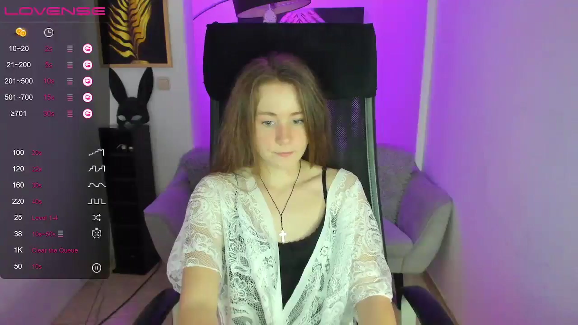 Gallery image thumbnail from Moonshinee's myfreecams stream on, 01/22/2025, 19:30 image 16 of 20