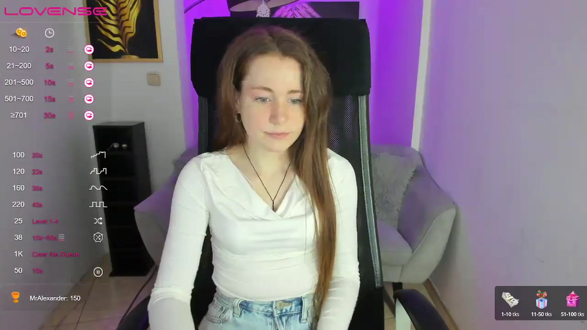 Gallery image thumbnail from Moonshinee's myfreecams stream on, 01/29/2025, 14:03 image 9 of 20