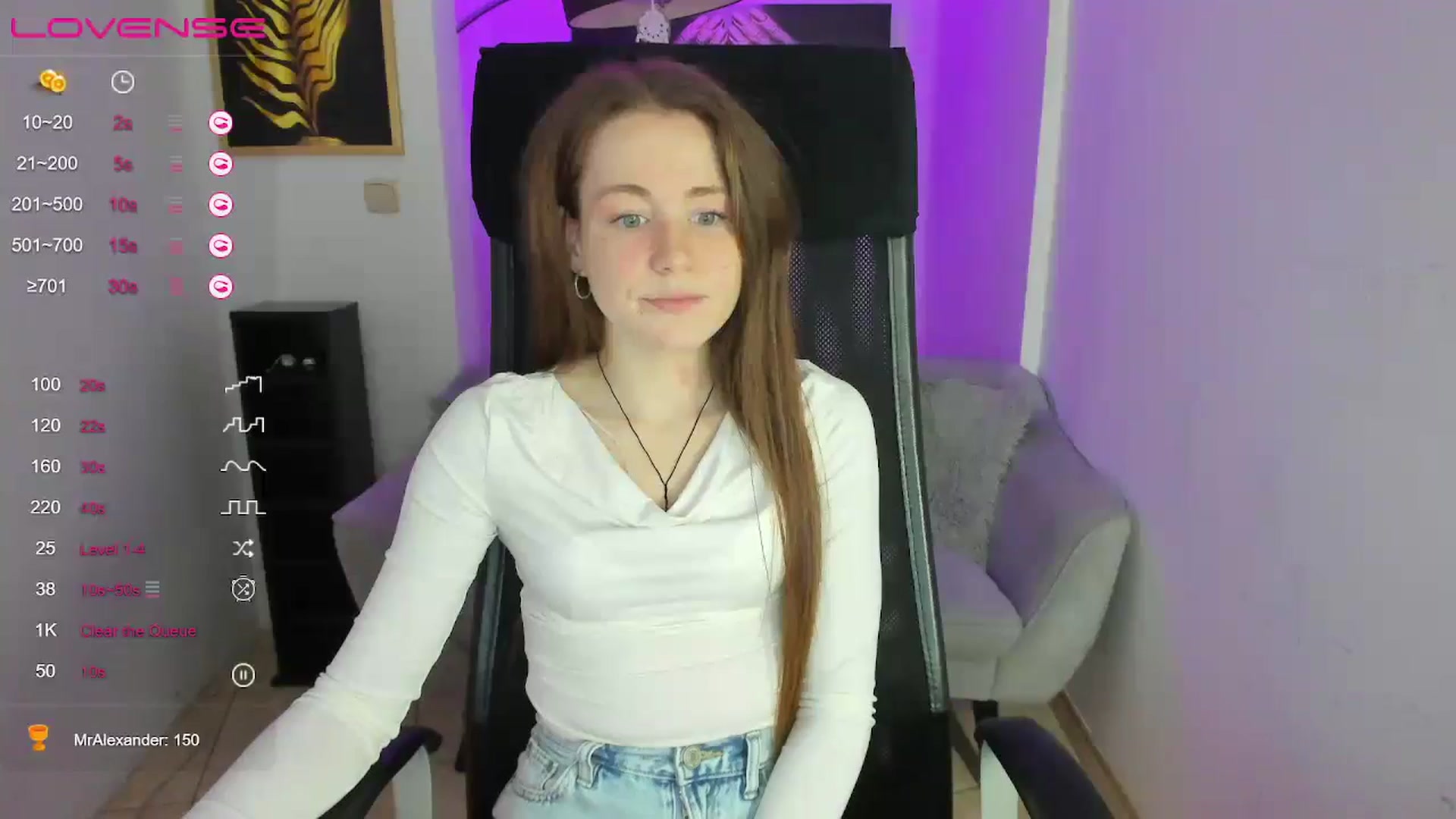Gallery image thumbnail from Moonshinee's myfreecams stream on, 01/29/2025, 14:03 image 6 of 20