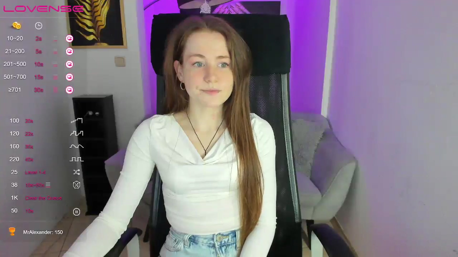 Gallery image thumbnail from Moonshinee's myfreecams stream on, 01/29/2025, 14:03 image 2 of 20