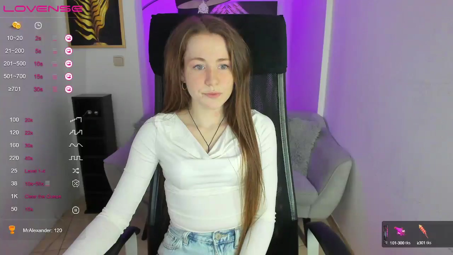 Gallery image thumbnail from Moonshinee's myfreecams stream on, 01/29/2025, 14:03 image 1 of 20