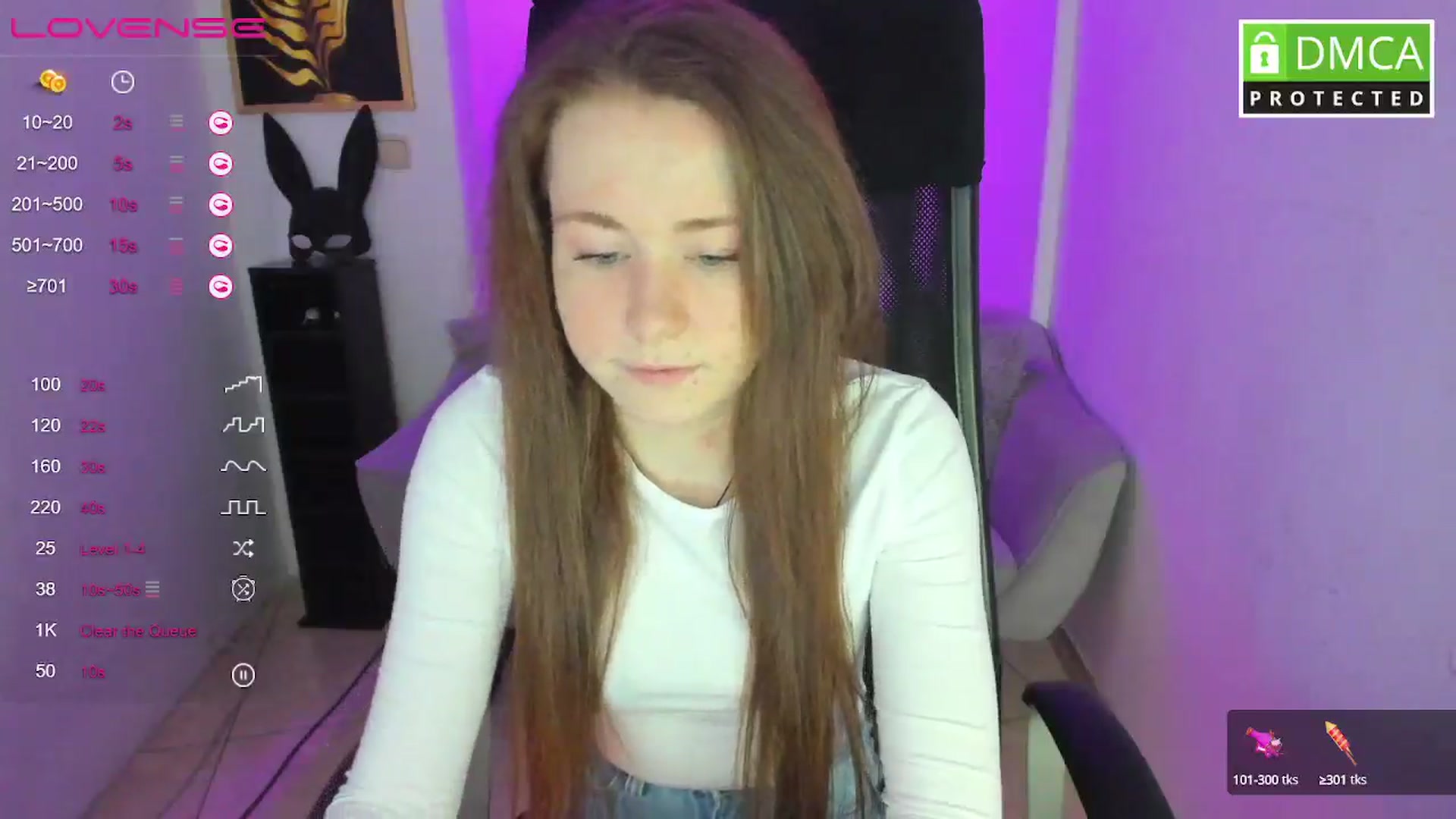Gallery image thumbnail from Moonshinee's myfreecams stream on, 02/19/2025, 13:39 image 6 of 20