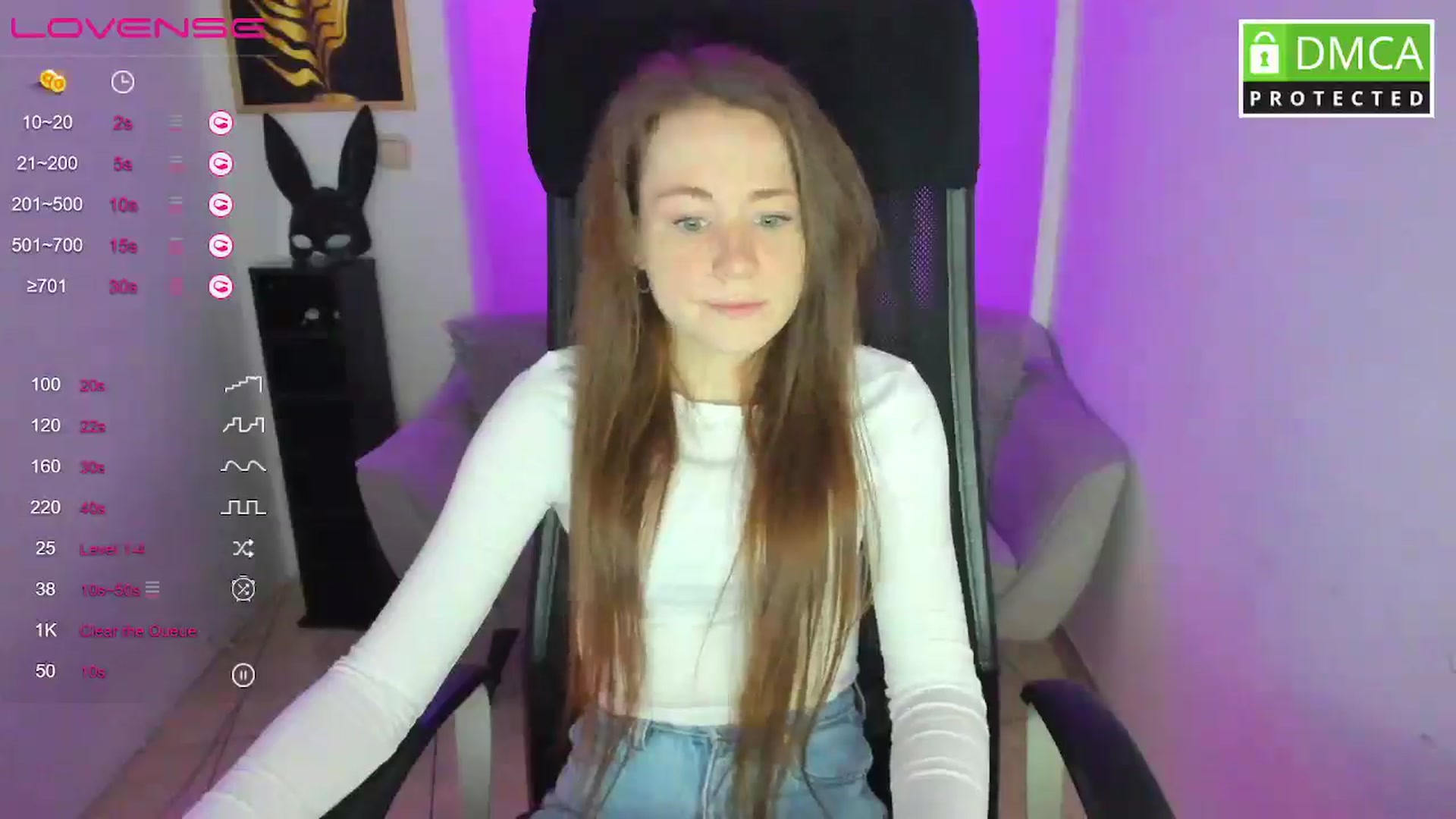 Gallery image thumbnail from Moonshinee's myfreecams stream on, 02/19/2025, 13:39 image 20 of 20