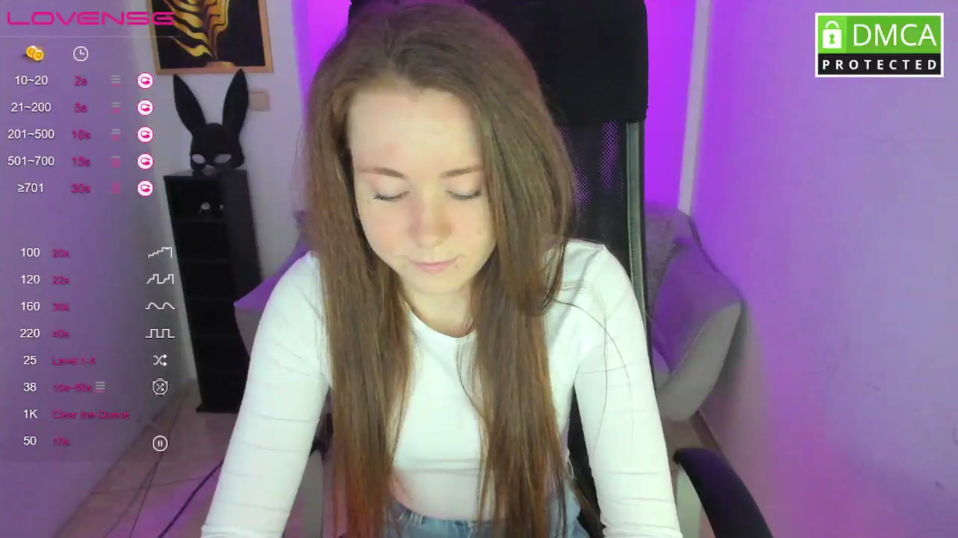 Gallery image thumbnail from Moonshinee's myfreecams stream on, 02/19/2025, 13:39 image 7 of 20