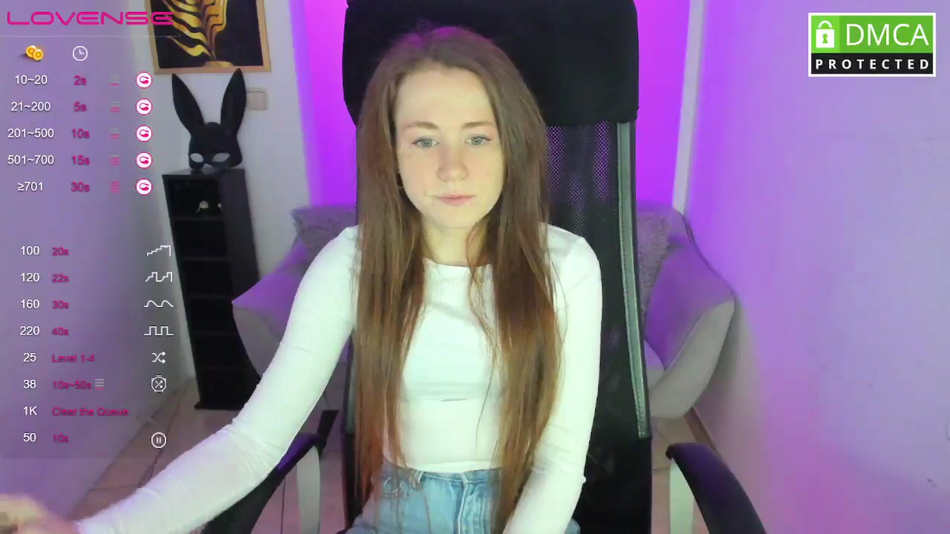 Gallery image thumbnail from Moonshinee's myfreecams stream on, 02/19/2025, 13:39 image 14 of 20