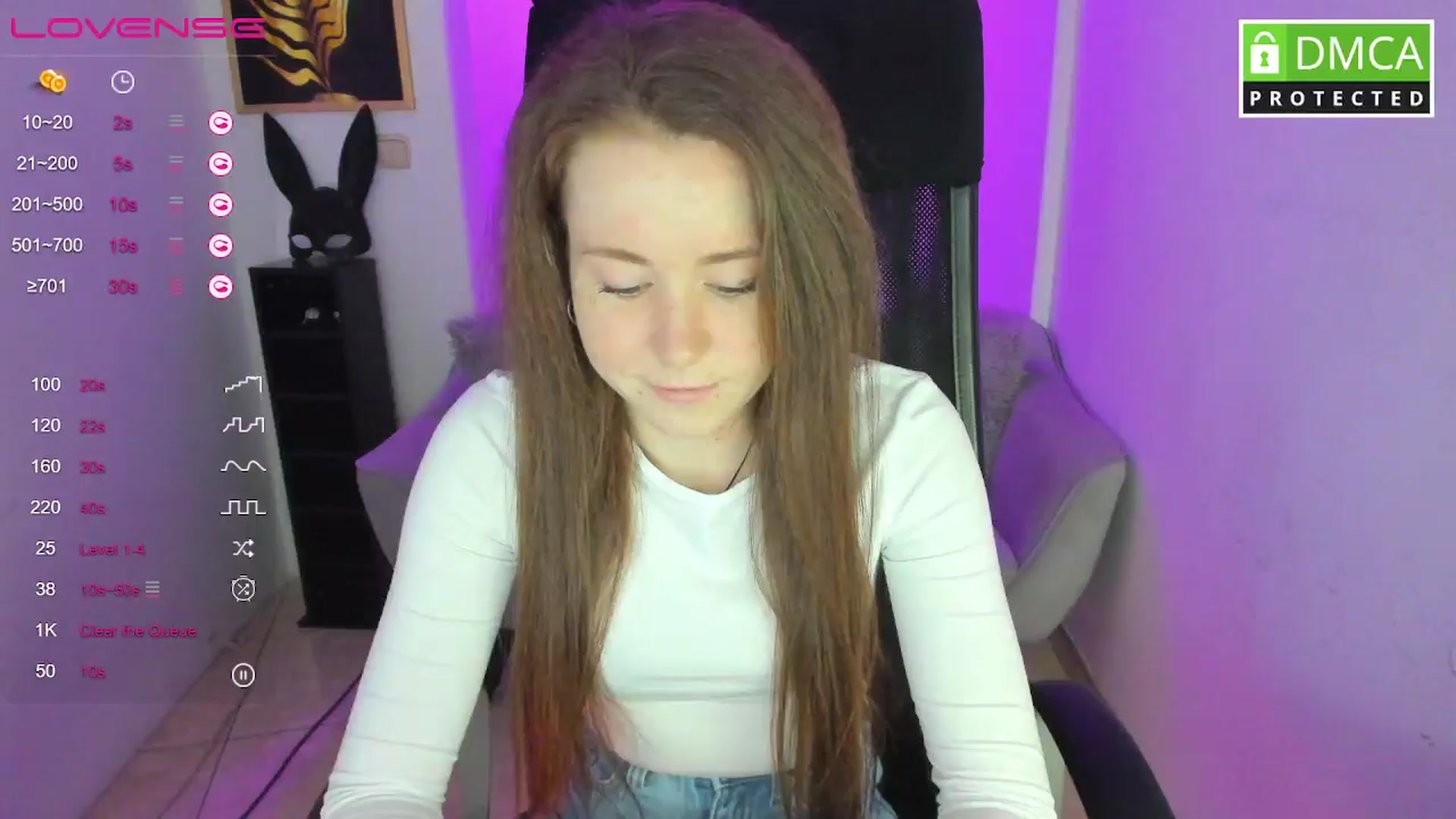 Gallery image thumbnail from Moonshinee's myfreecams stream on, 02/19/2025, 13:39 image 5 of 20