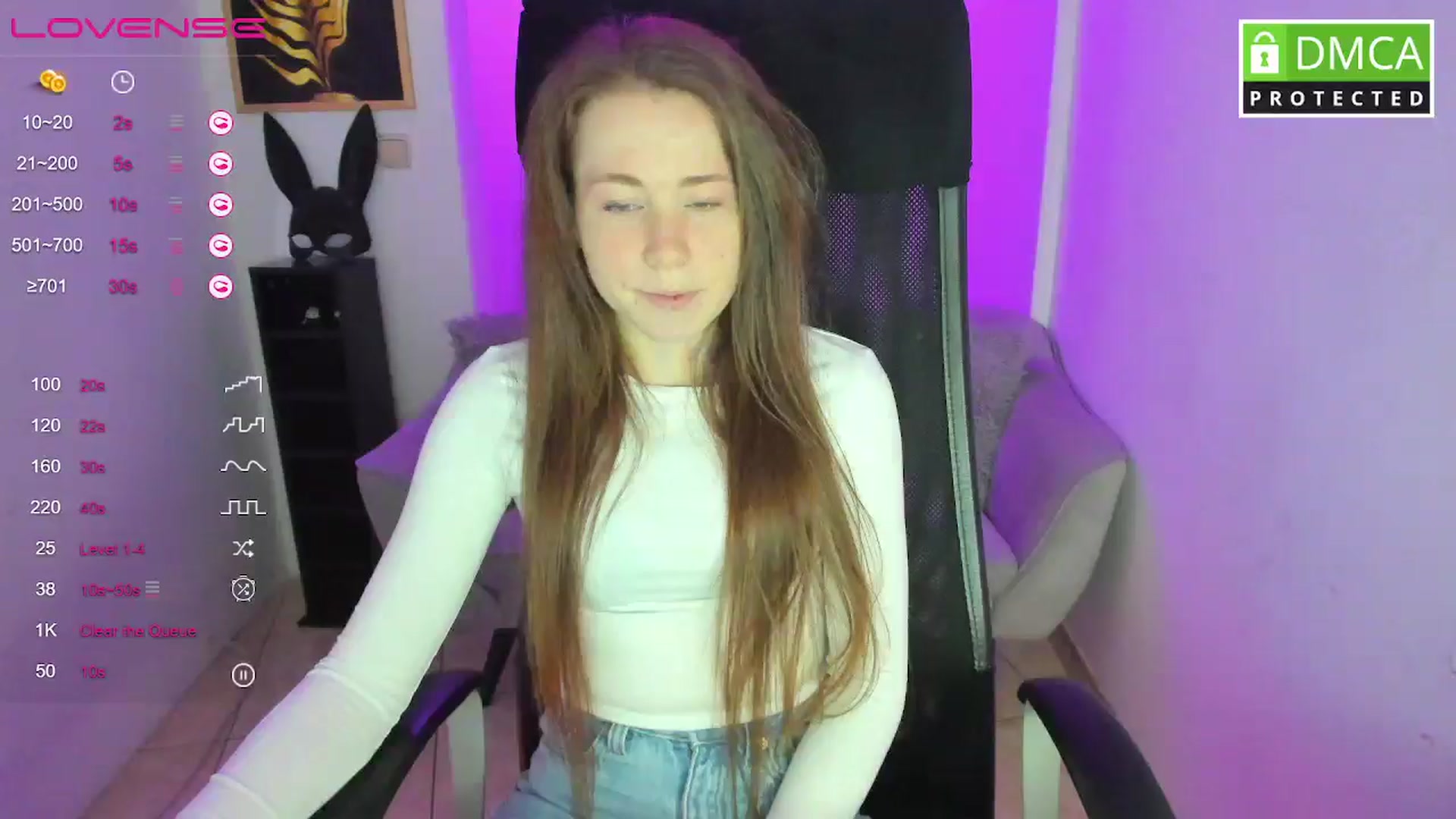 Gallery image thumbnail from Moonshinee's myfreecams stream on, 02/19/2025, 14:20 image 15 of 20