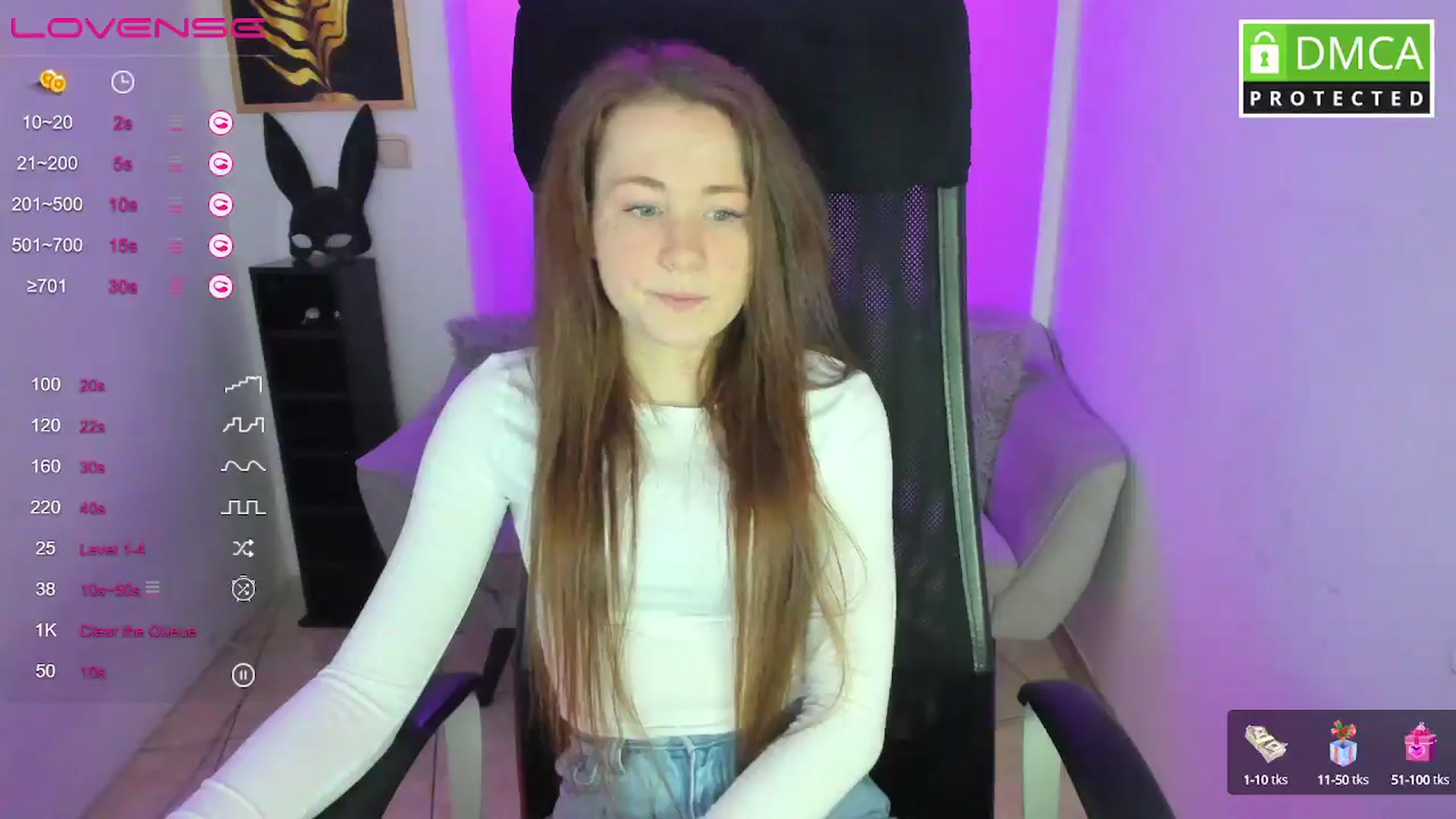 Gallery image thumbnail from Moonshinee's myfreecams stream on, 02/19/2025, 14:20 image 11 of 20