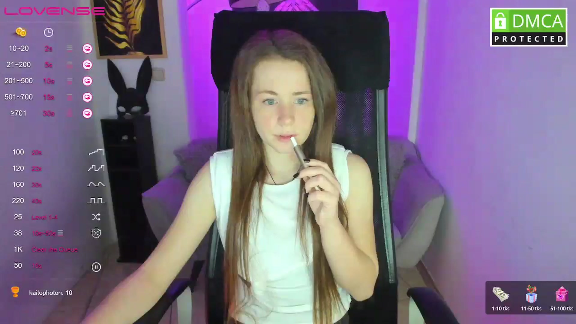 Gallery image thumbnail from Moonshinee's myfreecams stream on, 02/20/2025, 13:21 image 16 of 20