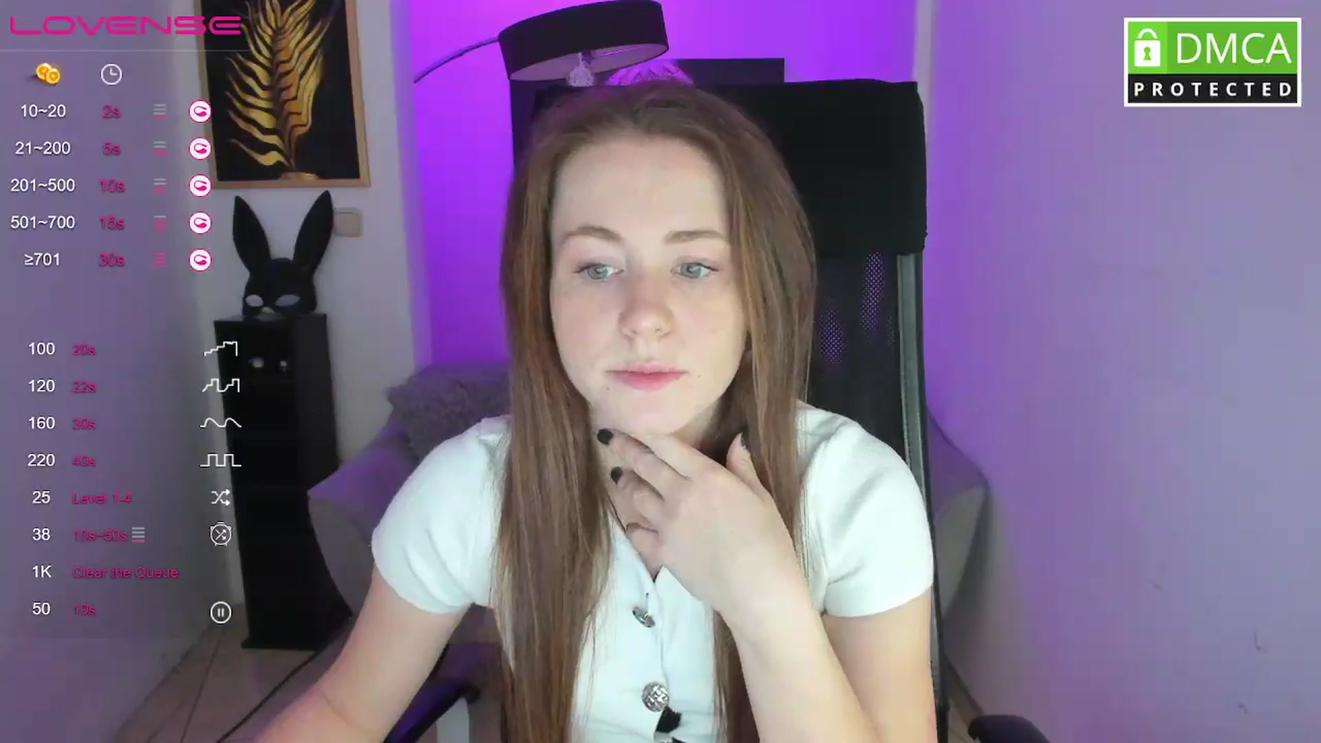 Gallery image thumbnail from Moonshinee's myfreecams stream on, 03/03/2025, 13:39 image 2 of 20