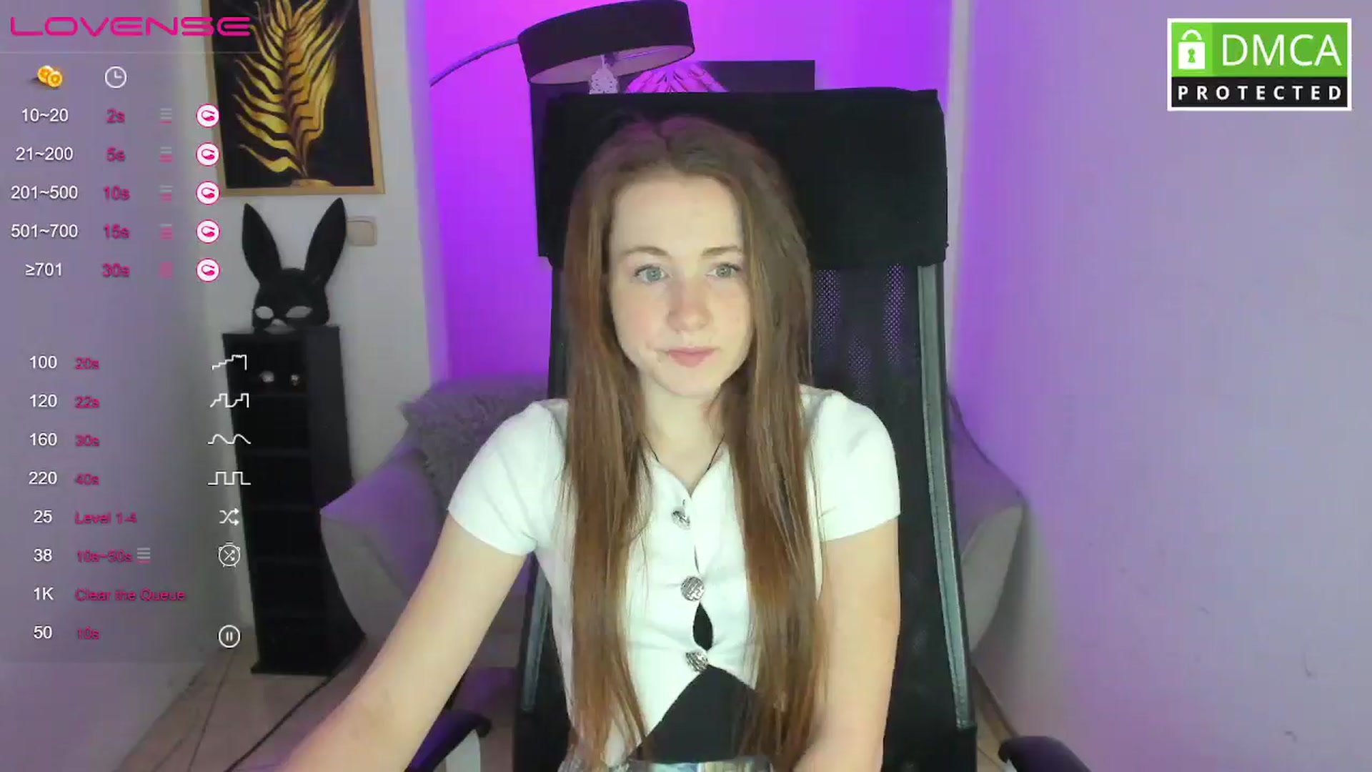 Gallery image thumbnail from Moonshinee's myfreecams stream on, 03/03/2025, 13:39 image 13 of 20