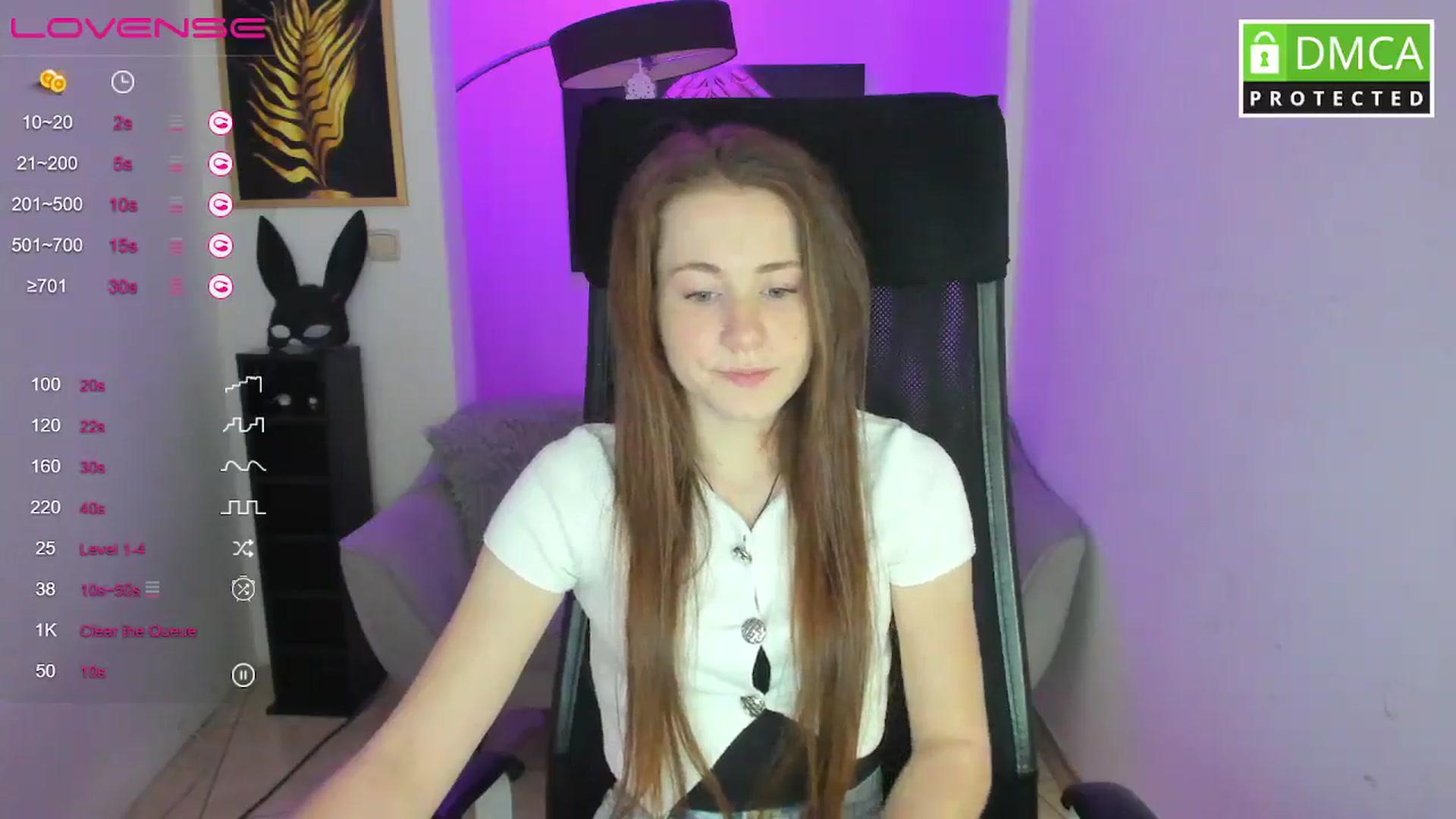 Gallery image thumbnail from Moonshinee's myfreecams stream on, 03/03/2025, 13:39 image 18 of 20
