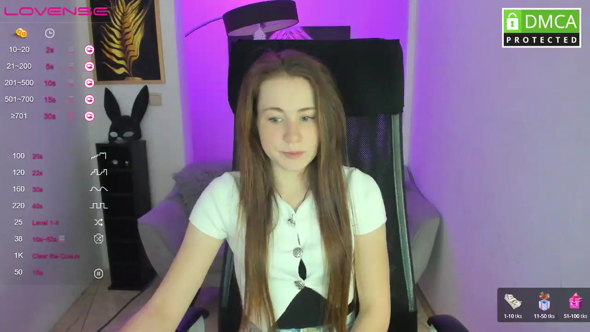 Gallery image thumbnail from Moonshinee's myfreecams stream on, 03/03/2025, 13:39 image 10 of 20