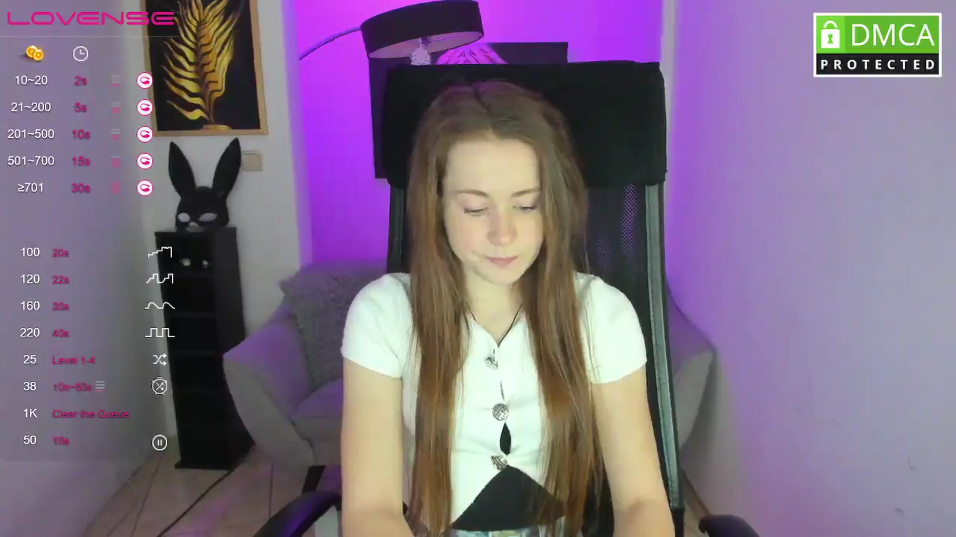Gallery image thumbnail from Moonshinee's myfreecams stream on, 03/03/2025, 13:39 image 11 of 20