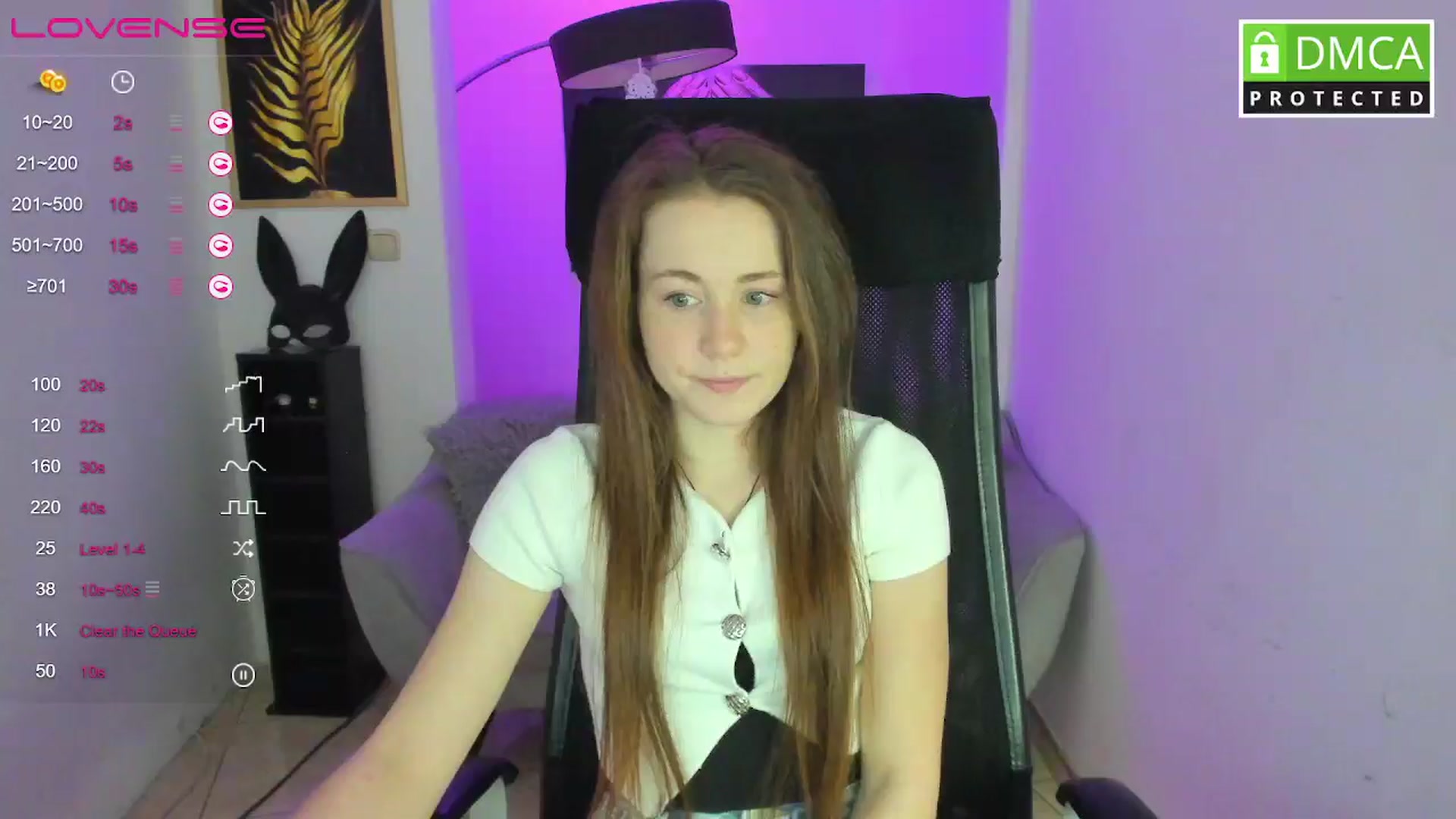 Gallery image thumbnail from Moonshinee's myfreecams stream on, 03/03/2025, 13:39 image 14 of 20