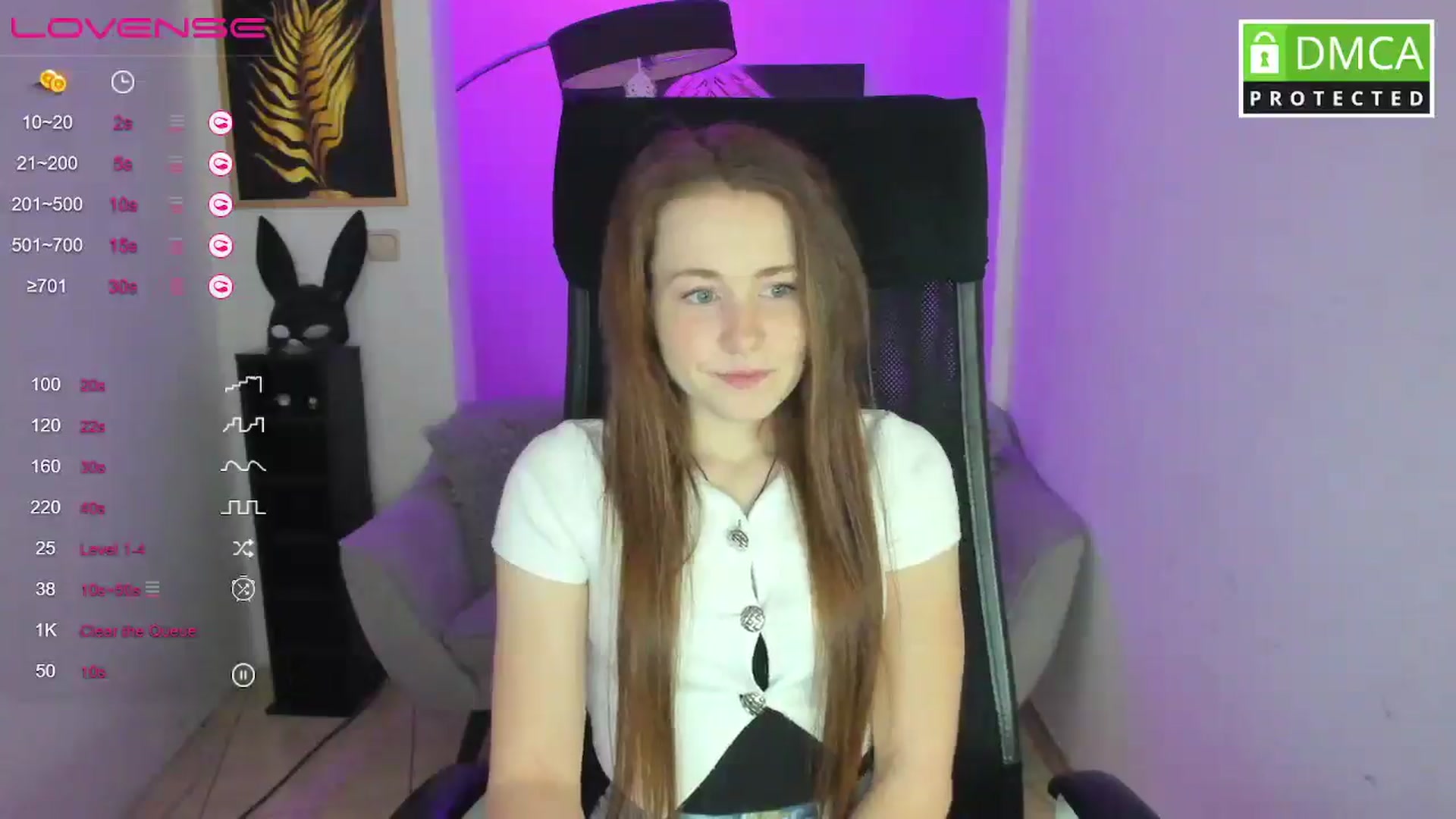 Gallery image thumbnail from Moonshinee's myfreecams stream on, 03/03/2025, 13:39 image 12 of 20