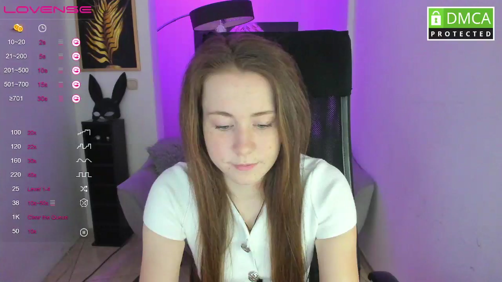 Gallery image thumbnail from Moonshinee's myfreecams stream on, 03/03/2025, 13:39 image 16 of 20