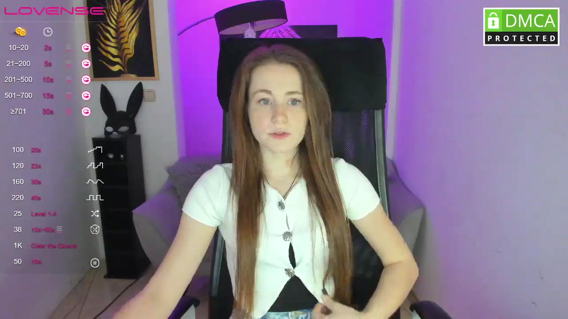Gallery image thumbnail from Moonshinee's myfreecams stream on, 03/03/2025, 13:39 image 7 of 20