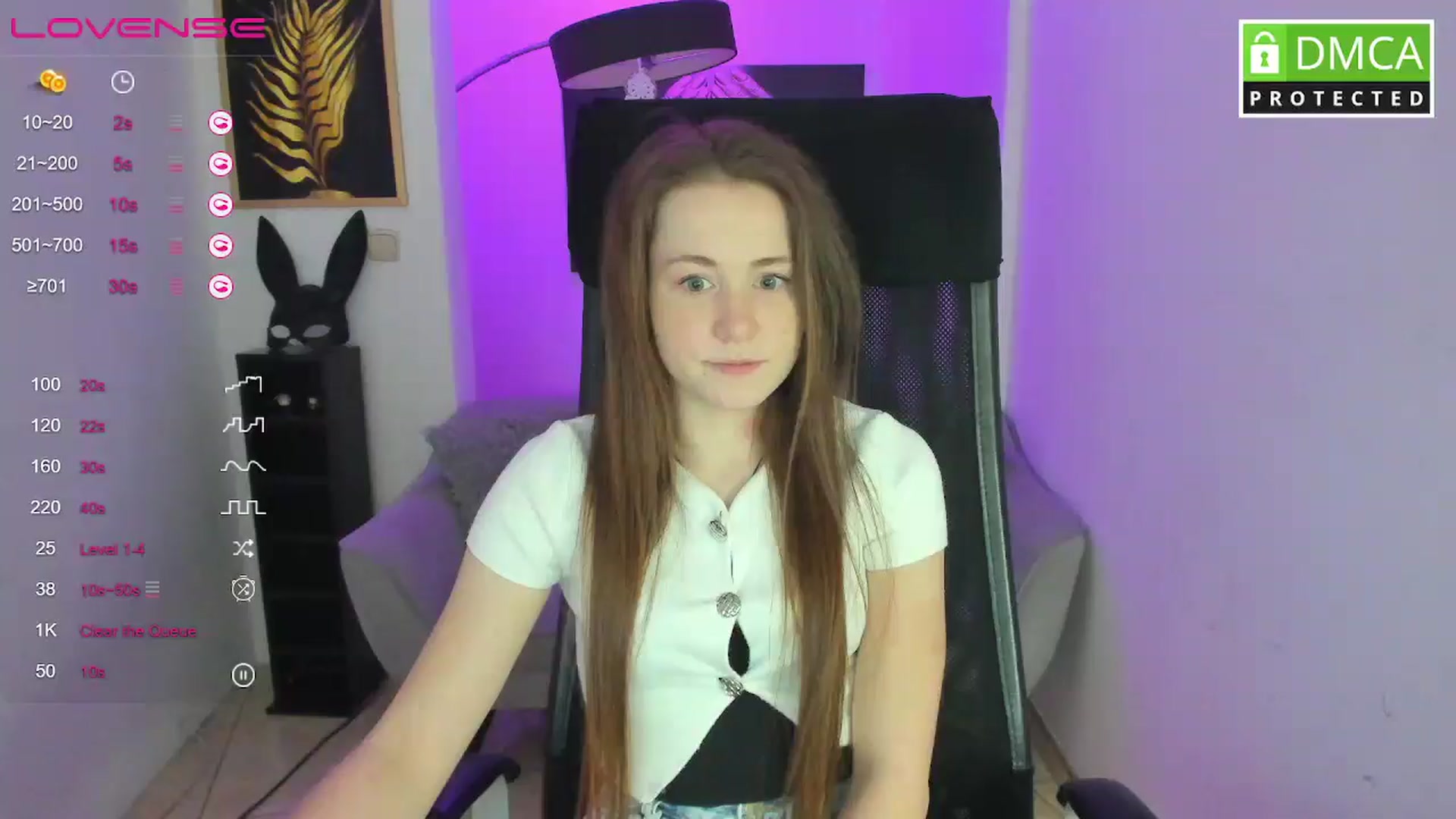 Gallery image thumbnail from Moonshinee's myfreecams stream on, 03/03/2025, 13:39 image 1 of 20