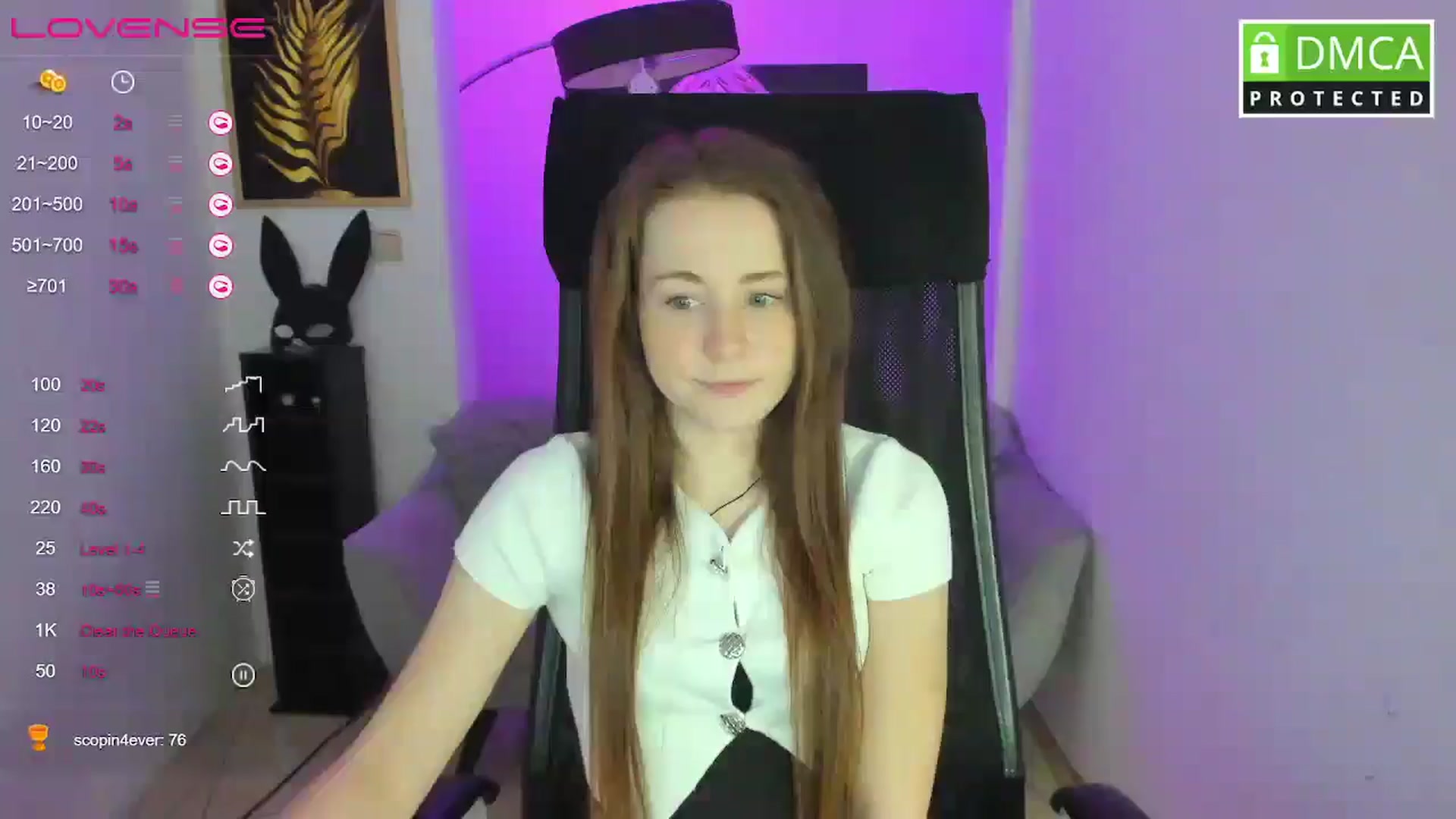 Gallery image thumbnail from Moonshinee's myfreecams stream on, 03/03/2025, 14:21 image 15 of 20