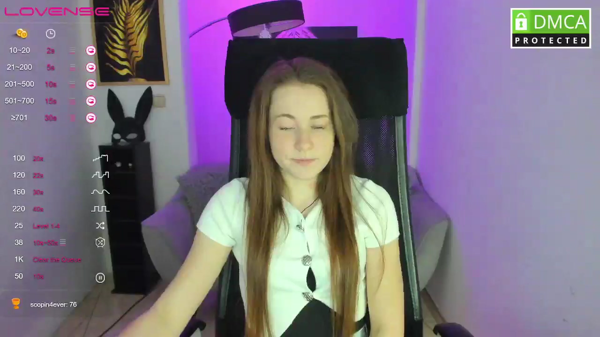Gallery image thumbnail from Moonshinee's myfreecams stream on, 03/03/2025, 14:21 image 11 of 20
