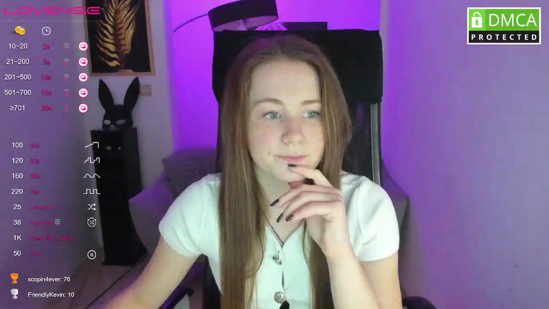 Gallery image thumbnail from Moonshinee's myfreecams stream on, 03/03/2025, 16:51 image 12 of 20