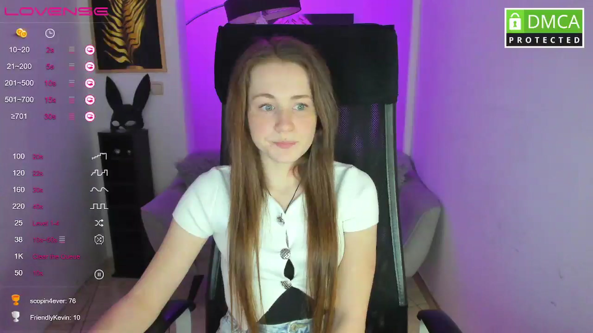 Gallery image thumbnail from Moonshinee's myfreecams stream on, 03/03/2025, 17:57 image 15 of 20