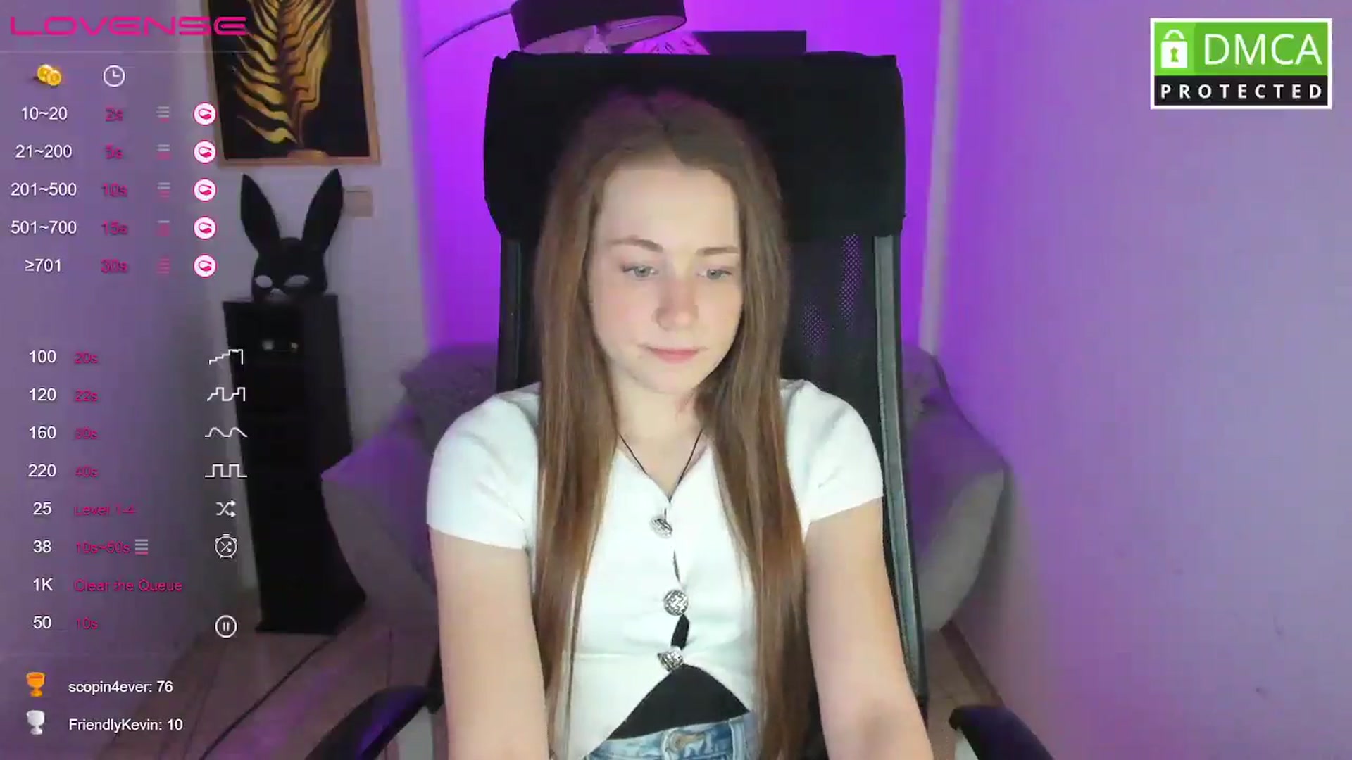 Gallery image thumbnail from Moonshinee's myfreecams stream on, 03/03/2025, 17:57 image 9 of 20