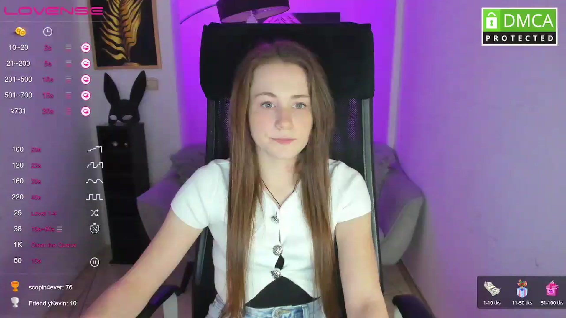 Gallery image thumbnail from Moonshinee's myfreecams stream on, 03/03/2025, 19:09 image 14 of 20