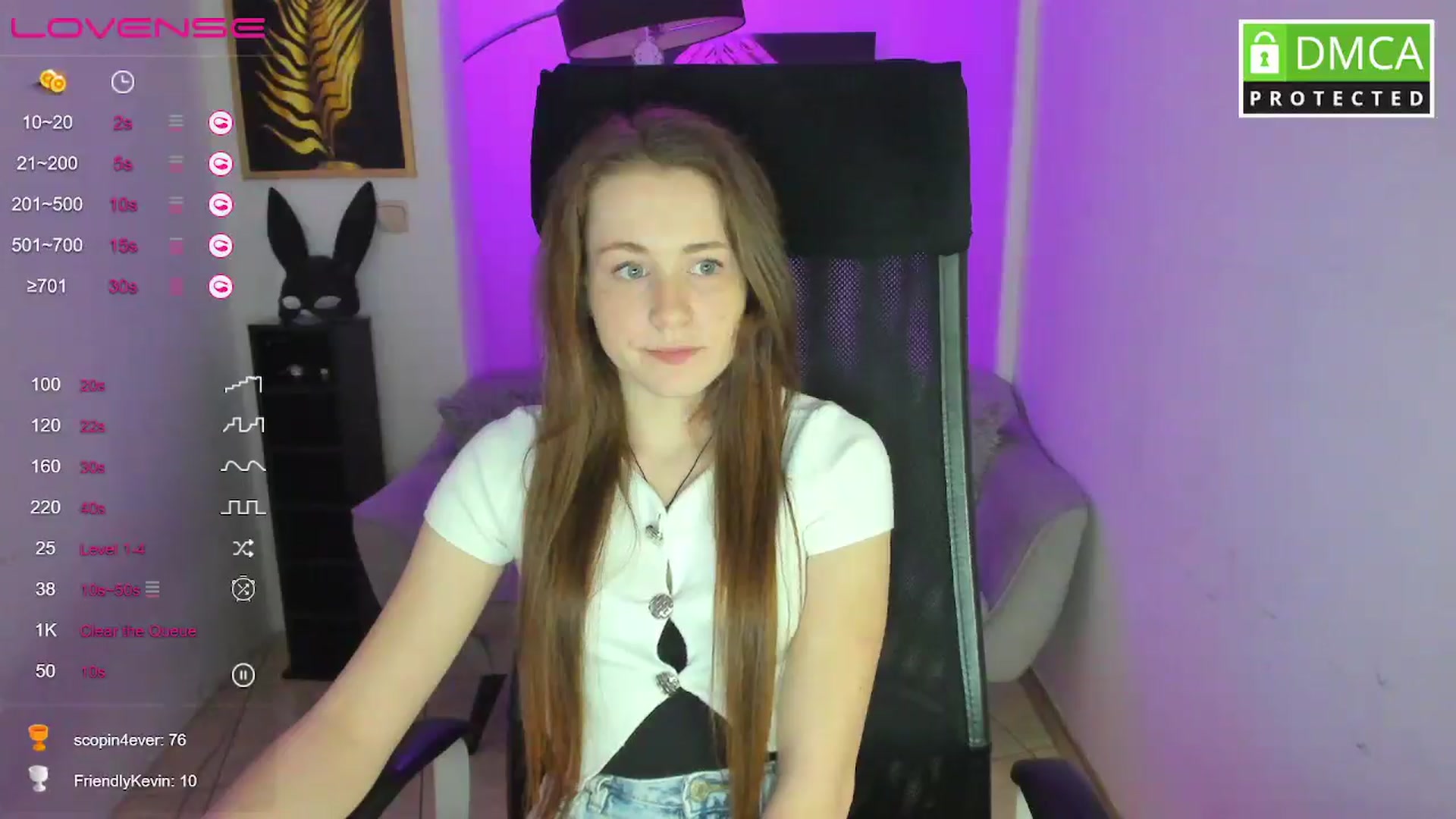 Gallery image thumbnail from Moonshinee's myfreecams stream on, 03/03/2025, 19:09 image 20 of 20