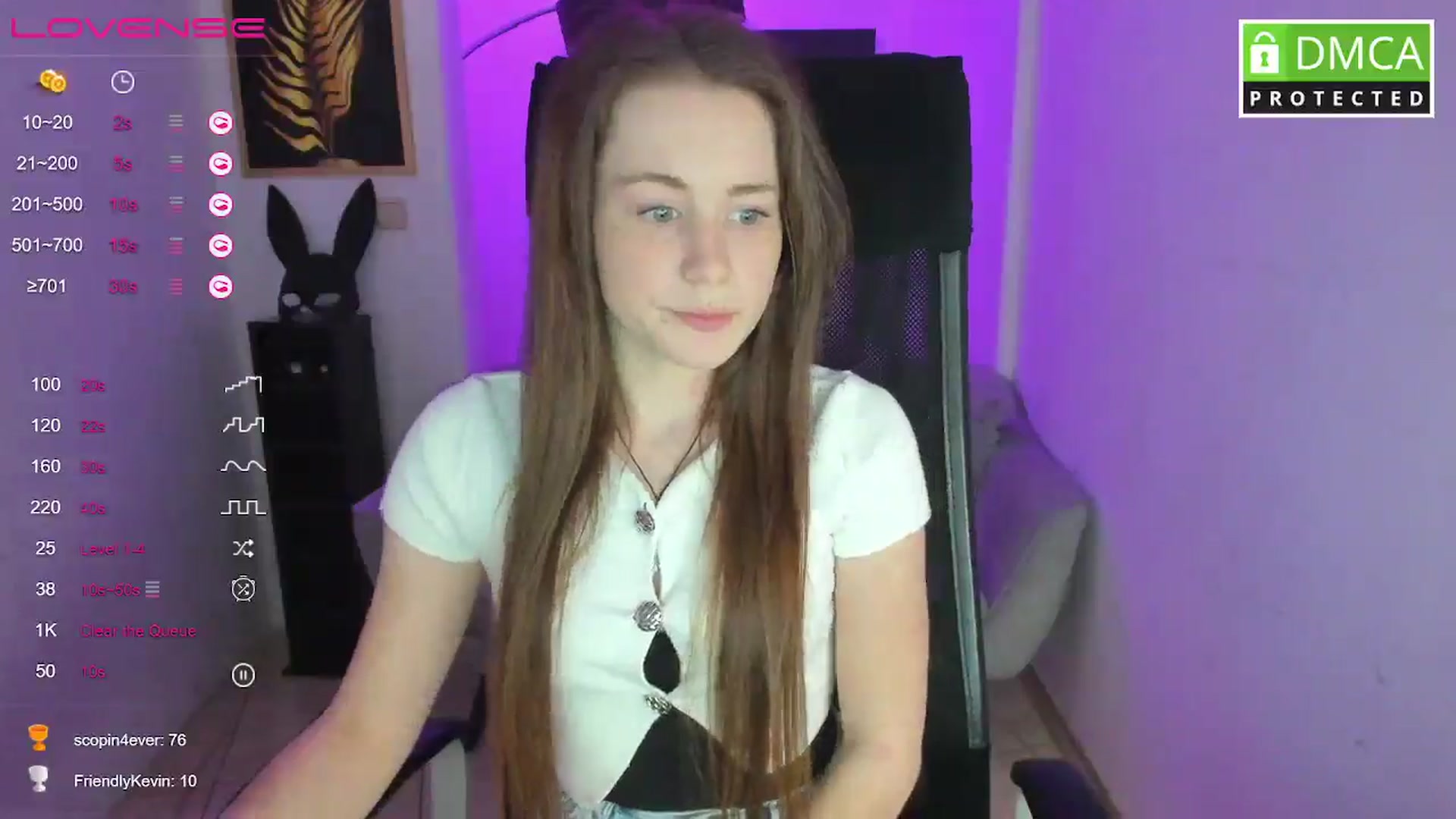 Gallery image thumbnail from Moonshinee's myfreecams stream on, 03/03/2025, 19:09 image 4 of 20