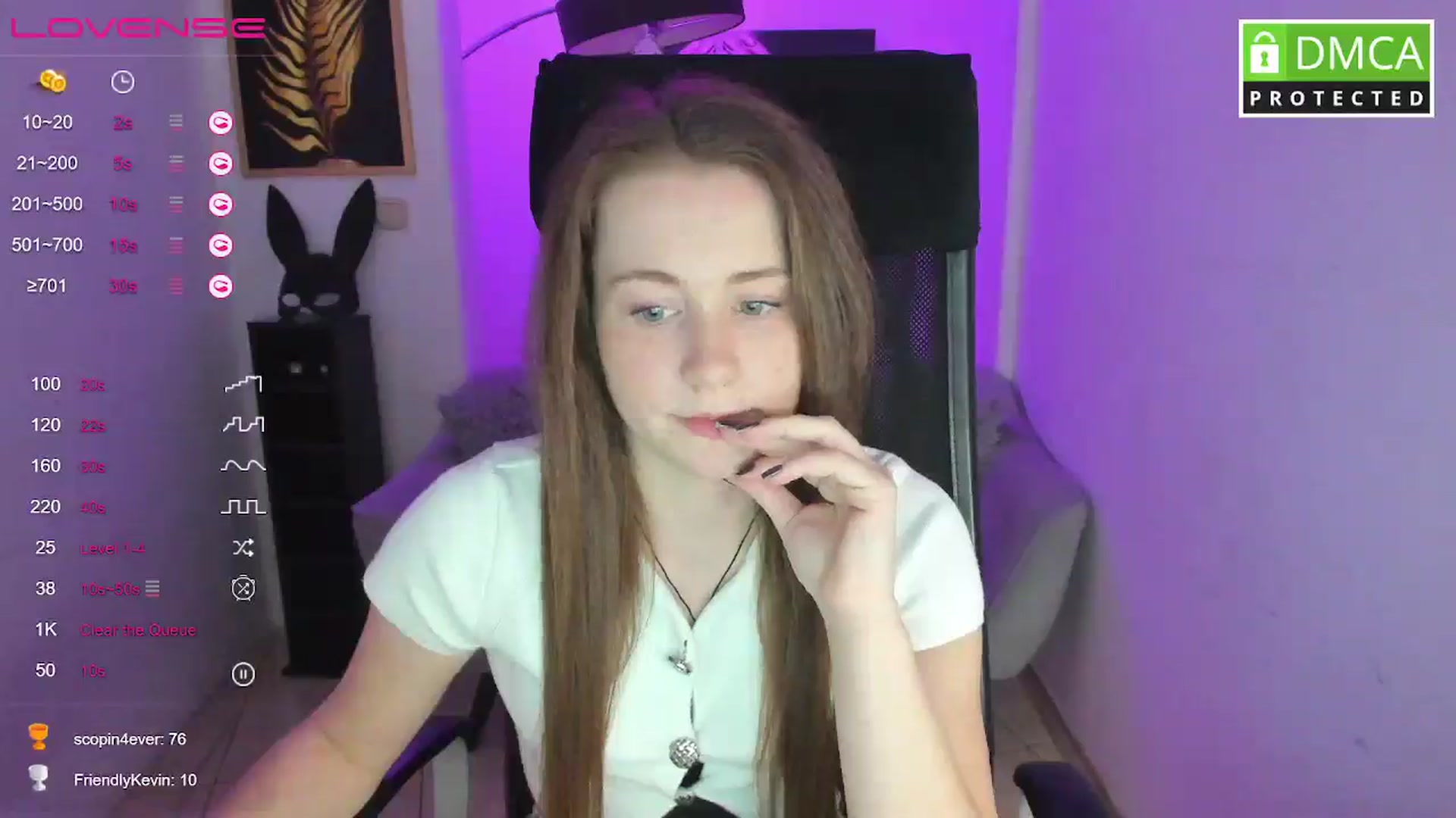 Gallery image thumbnail from Moonshinee's myfreecams stream on, 03/03/2025, 19:09 image 6 of 20