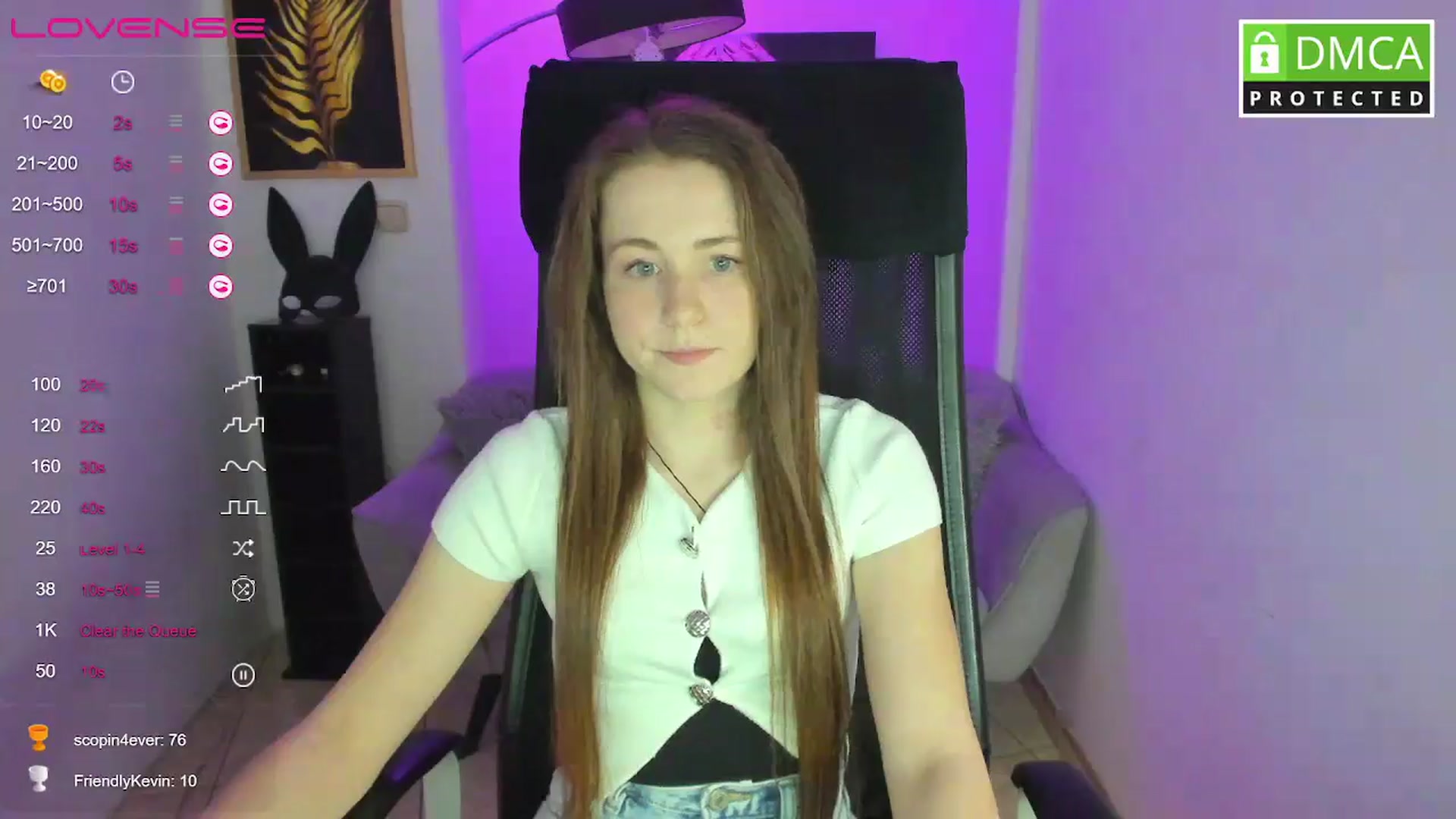 Gallery image thumbnail from Moonshinee's myfreecams stream on, 03/03/2025, 19:09 image 10 of 20