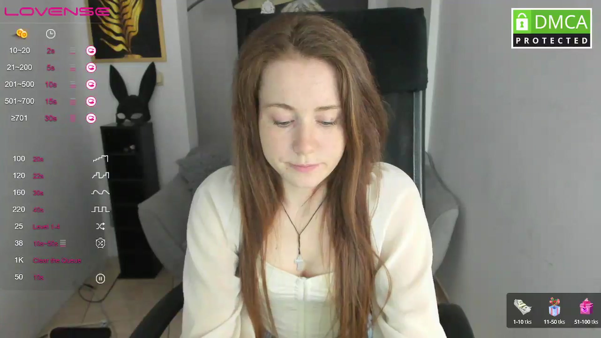 Gallery image thumbnail from Moonshinee's myfreecams stream on, 03/05/2025, 13:34 image 9 of 20