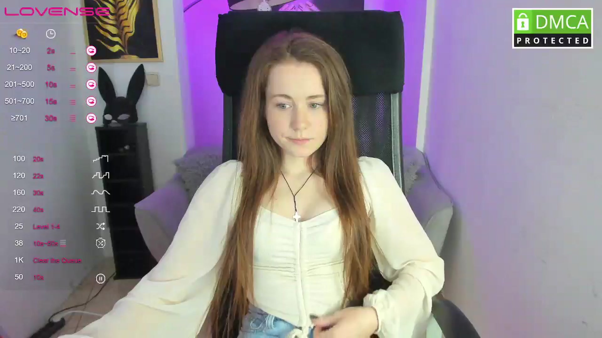 Gallery image thumbnail from Moonshinee's myfreecams stream on, 03/05/2025, 15:01 image 3 of 20