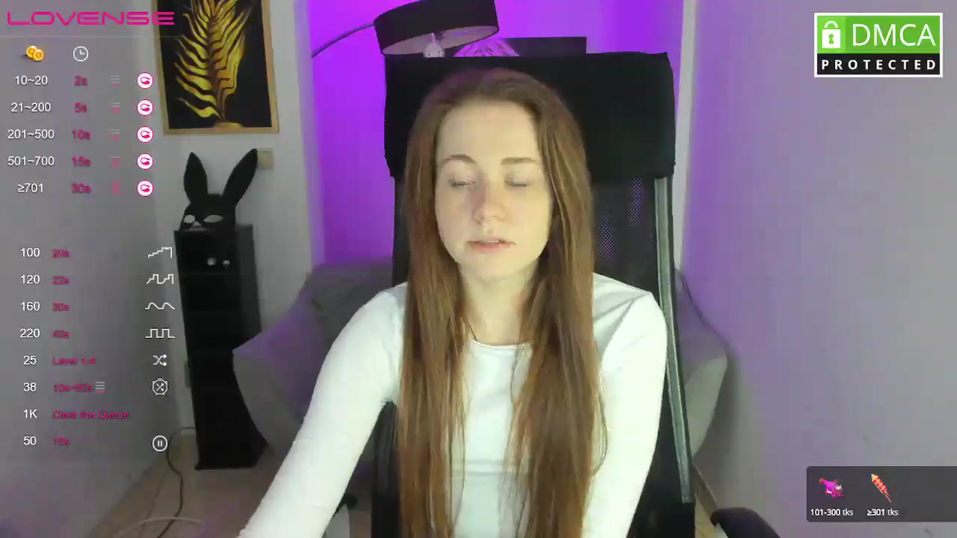 Gallery image thumbnail from Moonshinee's myfreecams stream on, 03/06/2025, 14:31 image 12 of 20
