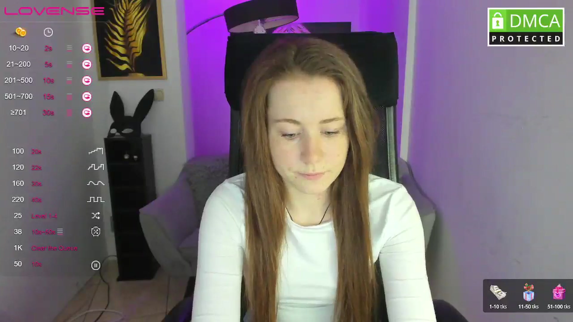 Gallery image thumbnail from Moonshinee's myfreecams stream on, 03/06/2025, 14:31 image 2 of 20