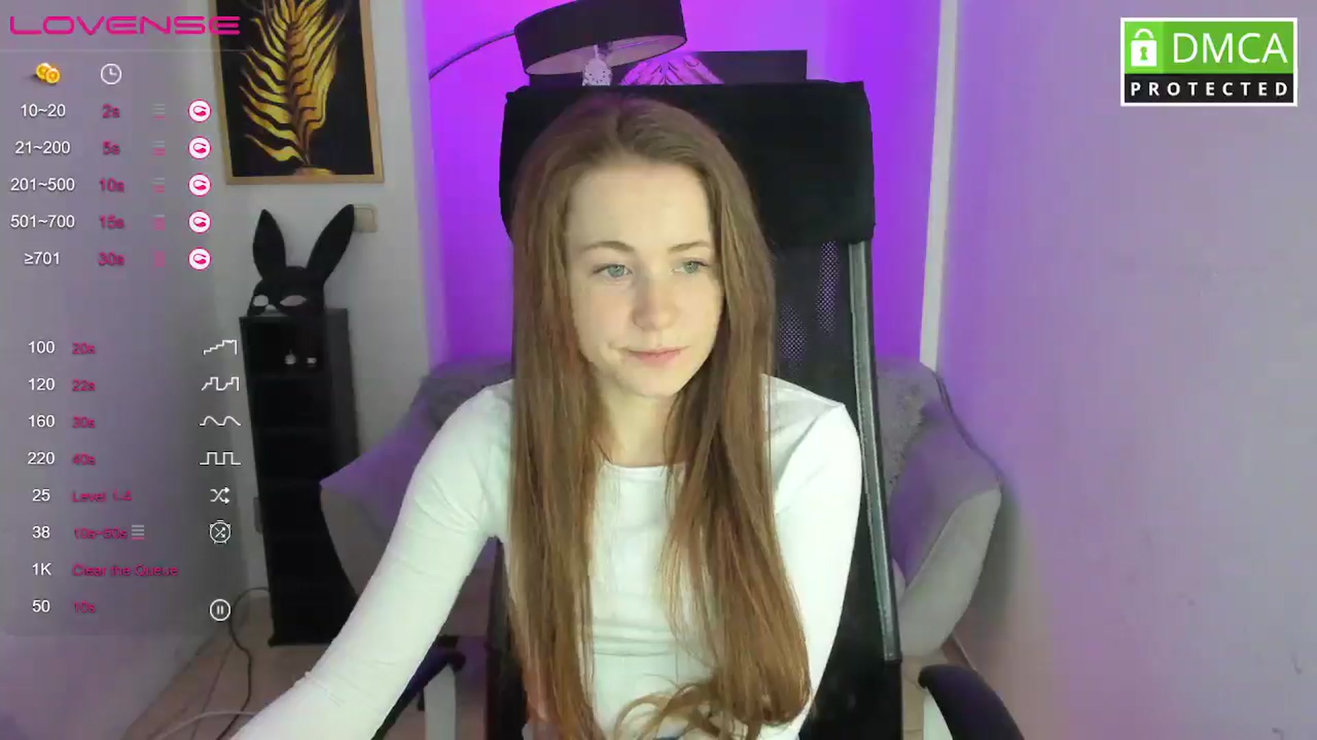 Gallery image thumbnail from Moonshinee's myfreecams stream on, 03/06/2025, 14:31 image 17 of 20