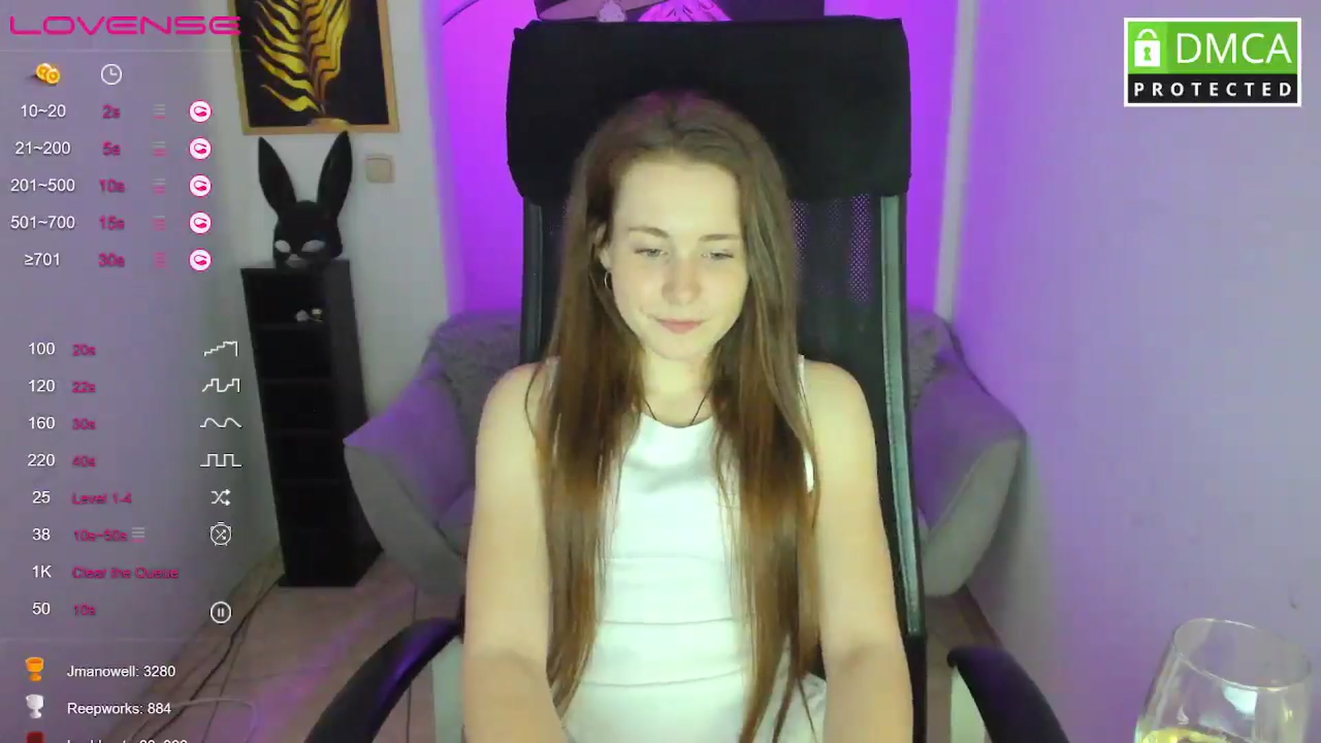 Gallery image thumbnail from Moonshinee's myfreecams stream on, 03/08/2025, 18:37 image 10 of 20
