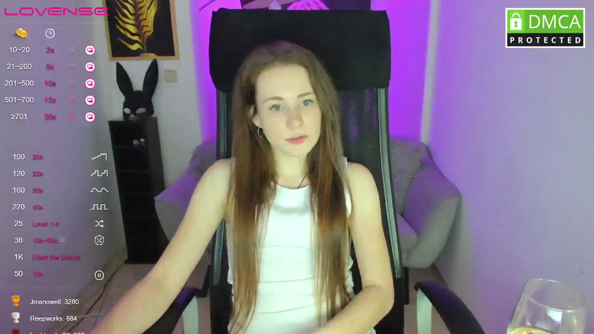 Gallery image thumbnail from Moonshinee's myfreecams stream on, 03/08/2025, 18:37 image 9 of 20