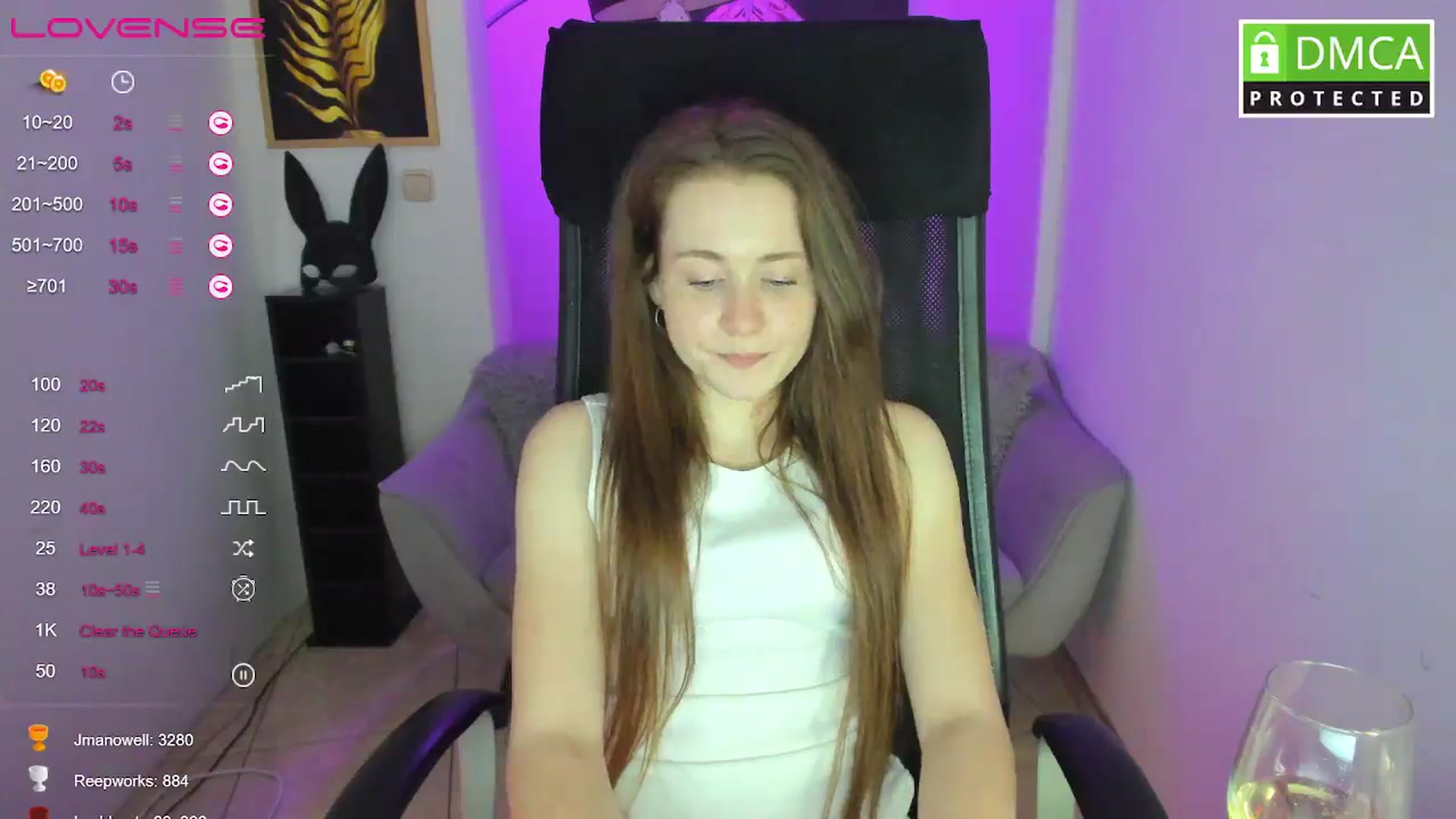 Gallery image thumbnail from Moonshinee's myfreecams stream on, 03/08/2025, 18:37 image 16 of 20
