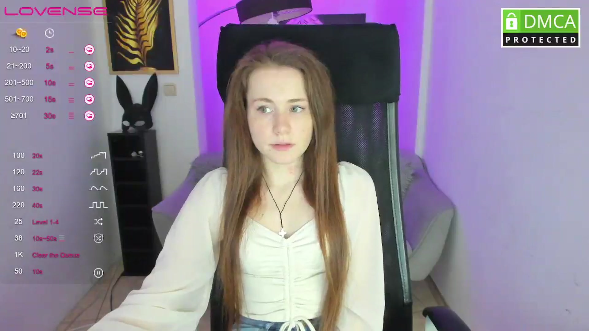 Gallery image thumbnail from Moonshinee's myfreecams stream on, 03/09/2025, 13:36 image 2 of 20