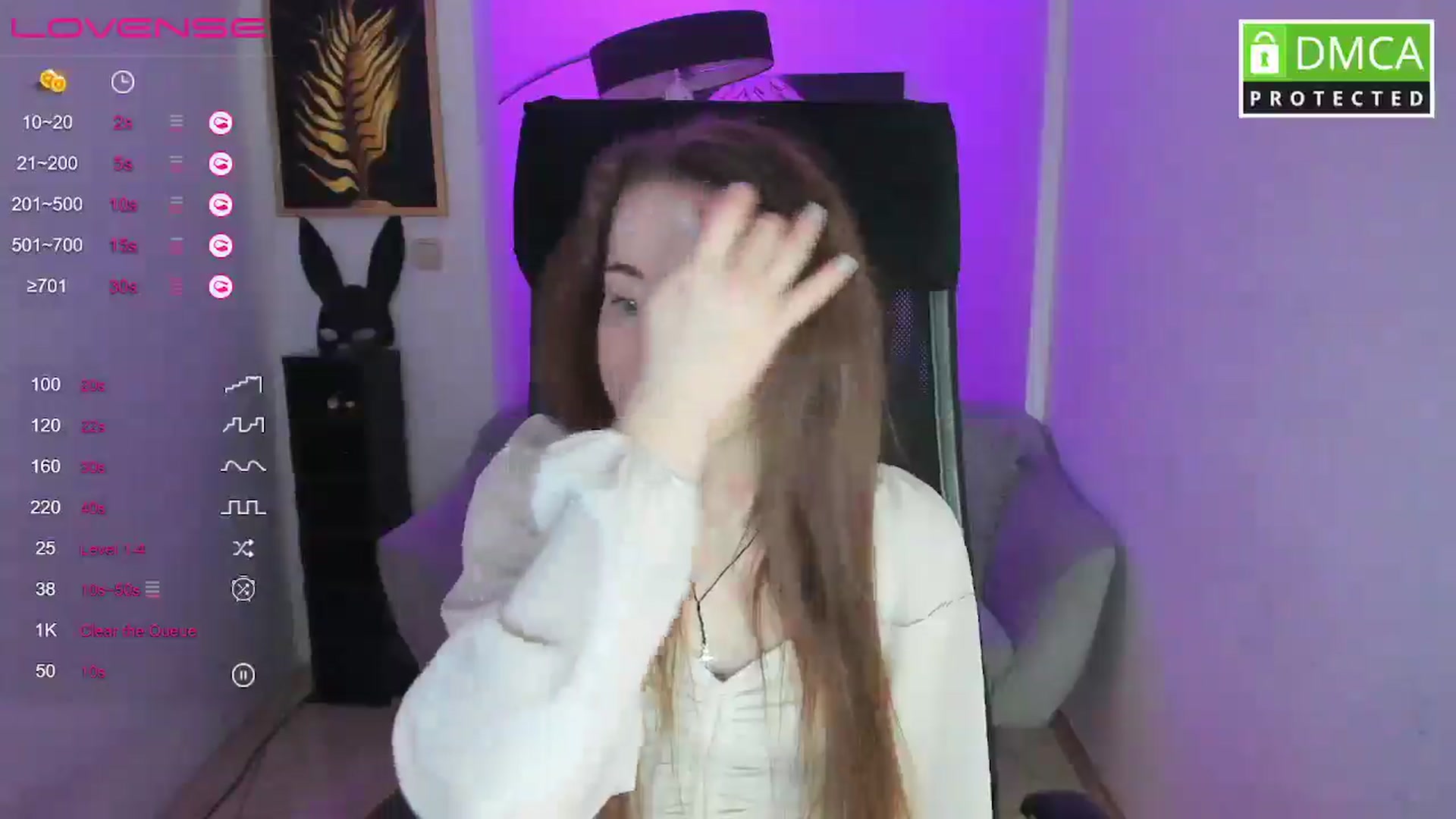 Gallery image thumbnail from Moonshinee's myfreecams stream on, 03/14/2025, 14:01 image 18 of 20